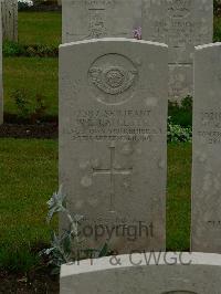 Etaples Military Cemetery - Ratcliffe, William Edward