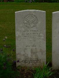 Etaples Military Cemetery - Rawes, John