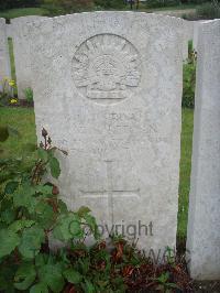 Etaples Military Cemetery - Reddan, John William Patrick
