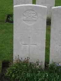Etaples Military Cemetery - Redman, Francis Arthur