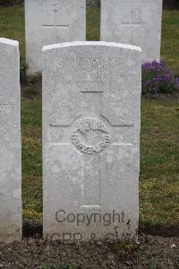 Etaples Military Cemetery - Reid, Robert Alexander
