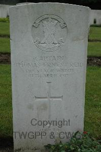 Etaples Military Cemetery - Reid, Thomas Ernest