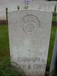 Etaples Military Cemetery - Reynolds, Thomas Henry