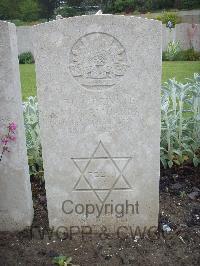Etaples Military Cemetery - Richards, Percival