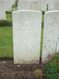 Etaples Military Cemetery - Rigby, George William