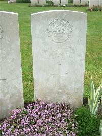 Etaples Military Cemetery - Rigsby, William Archie