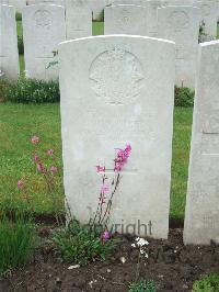 Etaples Military Cemetery - Riley, John