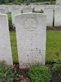 Etaples Military Cemetery - Robbins, George