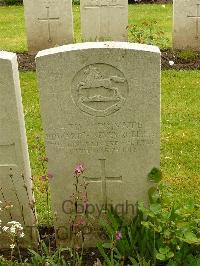 Etaples Military Cemetery - Roberts, Edward Harvey