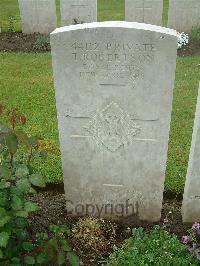 Etaples Military Cemetery - Robertson, T