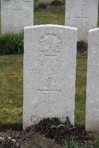 Etaples Military Cemetery - Robertson, William Henry Gladstone