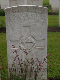 Etaples Military Cemetery - Robinson, Frederick George