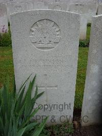 Etaples Military Cemetery - Robinson, James