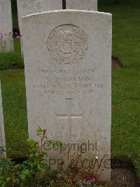 Etaples Military Cemetery - Rogerson, Stanley
