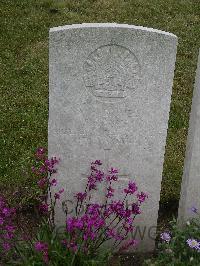 Etaples Military Cemetery - Rooney, John