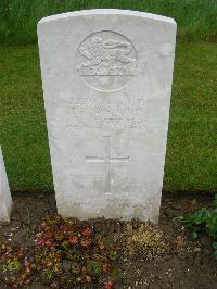Etaples Military Cemetery - Round, David