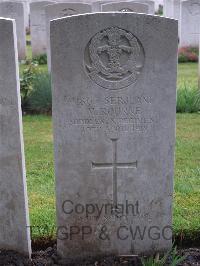 Etaples Military Cemetery - Rourke, Michael
