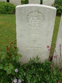 Etaples Military Cemetery - Royal, A