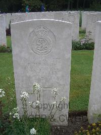 Etaples Military Cemetery - Royce, Eric Hooper