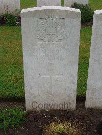 Etaples Military Cemetery - Rudd, Joseph
