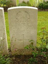 Etaples Military Cemetery - Rudkin, Frederick William