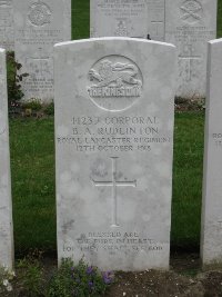 Etaples Military Cemetery - Rudlinton, Benjamin Arthur