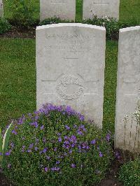 Etaples Military Cemetery - Rush, William Henry