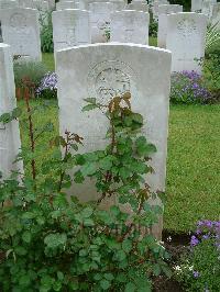 Etaples Military Cemetery - Rutherford, William Charles