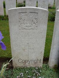 Etaples Military Cemetery - Ryan, James