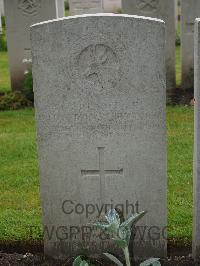 Etaples Military Cemetery - Rynhoud, Fred Andrew