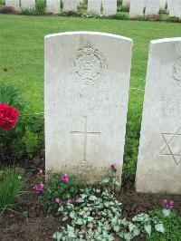 Etaples Military Cemetery - Sadler, William Arthur
