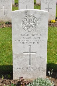 Etaples Military Cemetery - Sanderson, J