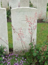Etaples Military Cemetery - Sandison, Burnett