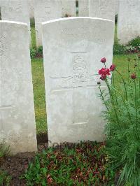 Etaples Military Cemetery - Sandwell, H