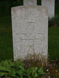 Etaples Military Cemetery - Saul, George Henry