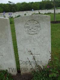 Etaples Military Cemetery - Sawyer, George