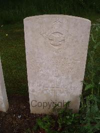 Etaples Military Cemetery - Scammell, E H