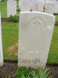 Etaples Military Cemetery - Scott, John