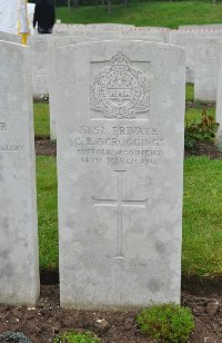 Etaples Military Cemetery - Scroggings, Charles Edward