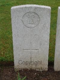Etaples Military Cemetery - Sewell, Philimon