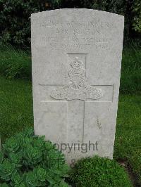 Etaples Military Cemetery - Sexton, Albert Rodney