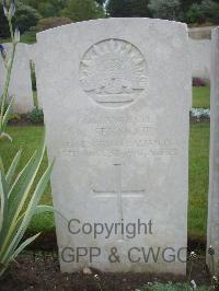 Etaples Military Cemetery - Seymour, Miles