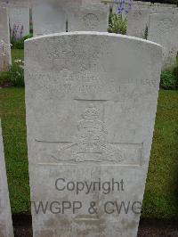 Etaples Military Cemetery - Sharp, Albert