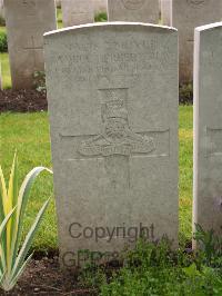 Etaples Military Cemetery - Shaw, Samuel Herbert