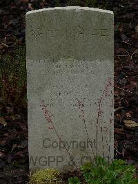 Etaples Military Cemetery - Sheo Nath, 