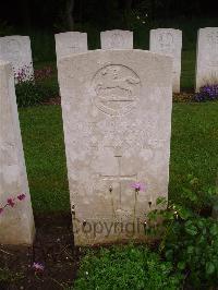 Etaples Military Cemetery - Shepherd, Frederick Lawrence