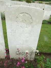 Etaples Military Cemetery - Shepherd, John Johnstone