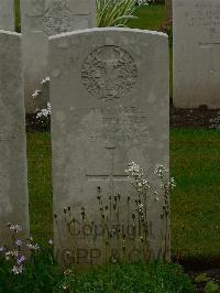 Etaples Military Cemetery - Shepherd, J R