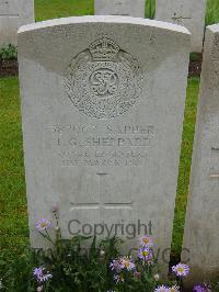 Etaples Military Cemetery - Sheppard, T G