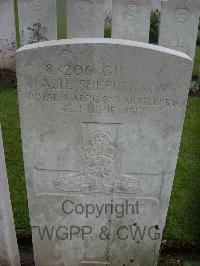 Etaples Military Cemetery - Shepperson, Albert Henry